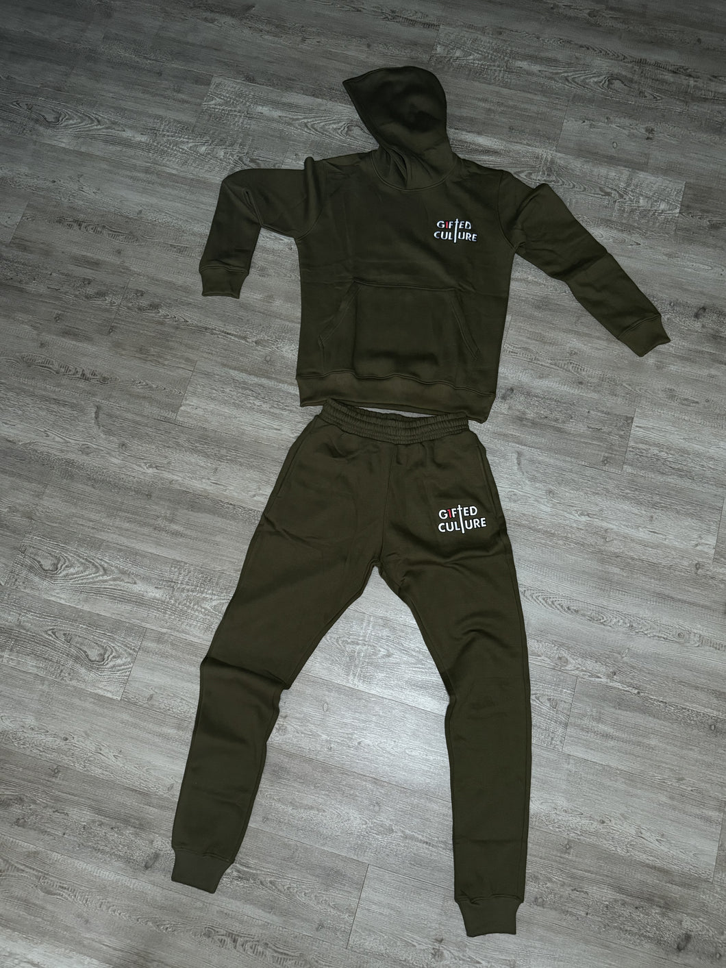 GC Sweatsuit (Military Green)